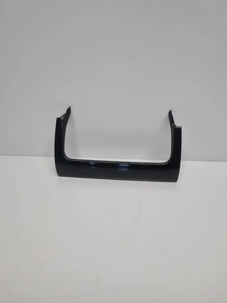 Toyota Yaris Cross (2020 - ) 554750D410 Декоративная планка — фото 1