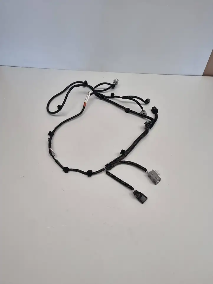 Toyota Yaris Cross (2020 - ) 821130D090A Прочая электропроводка — фото 1