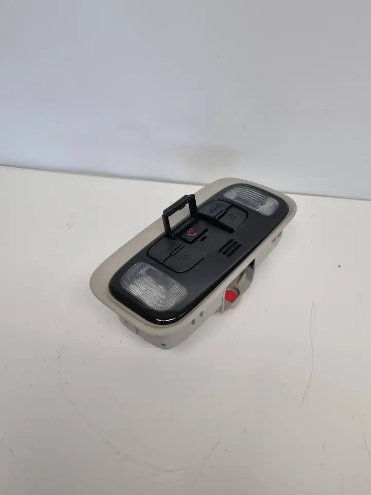 Toyota Yaris Cross (2020 - ) 81260K0100 Передняя подсветка — фото 2