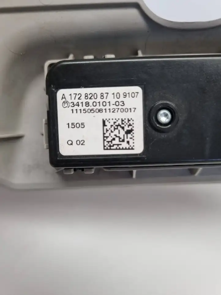 Mercedes-Benz ML W166 (2012 - 2017) A1668211436 Накладка зеркала заднего вида — фото 4