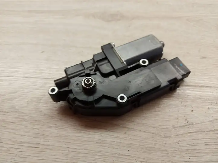 Honda Civic IX (2011 - 2017) 6004SA0005 Мотор привода люка — фото 7
