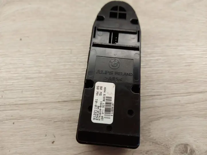 BMW 5 E60 E61 (2004 - 2010) 9122110 Кнопка стеклоподъемников — фото 6