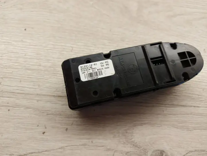 BMW 5 E60 E61 (2004 - 2010) 9122110 Кнопка стеклоподъемников — фото 8