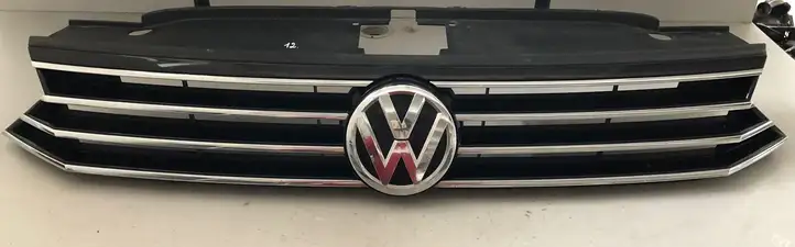Volkswagen PASSAT B8 (2015 - ) 3G0853653 Верхняя решетка радиатора — фото 1
