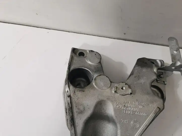 BMW 3 F30 F35 F31 (2012 - 2018) 6789093 Кронштейн двигателя — фото 3