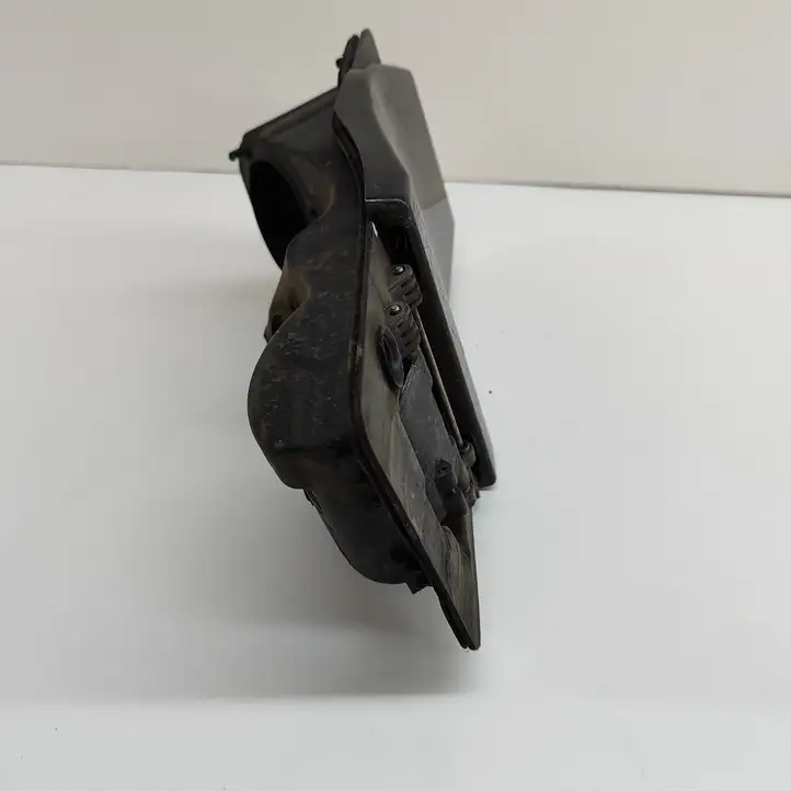 Opel Vivaro (2014 - 2018) 781209835R Отделка лючка топливного бака — фото 4