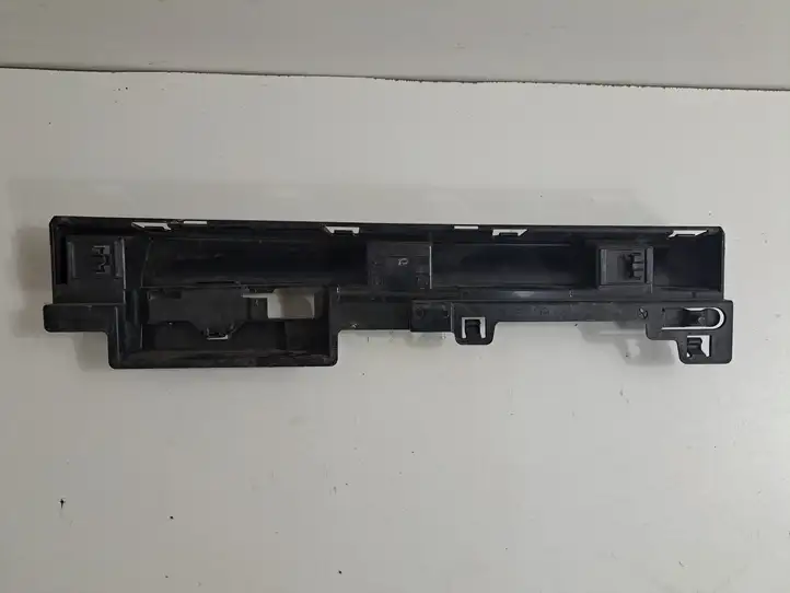 BMW 3 F30 F35 F31 (2012 - 2018) 7256917 Другая часть кузова — фото 5