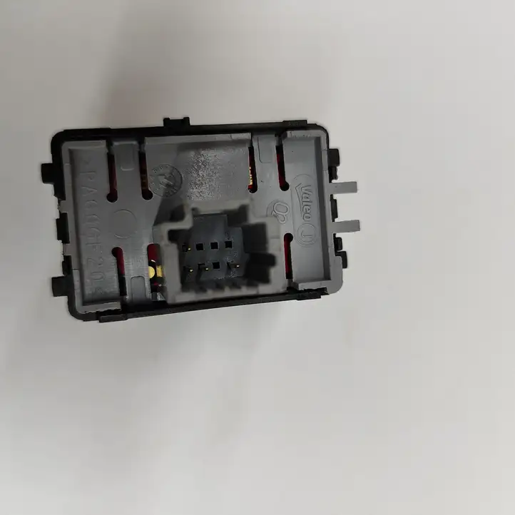 Opel Vivaro (2014 - 2018) 284480002R Кнопка парктроника — фото 8