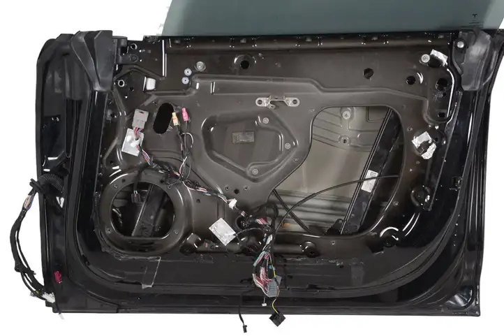 Tesla Model S (2016 - 2021) Дверь — фото 6