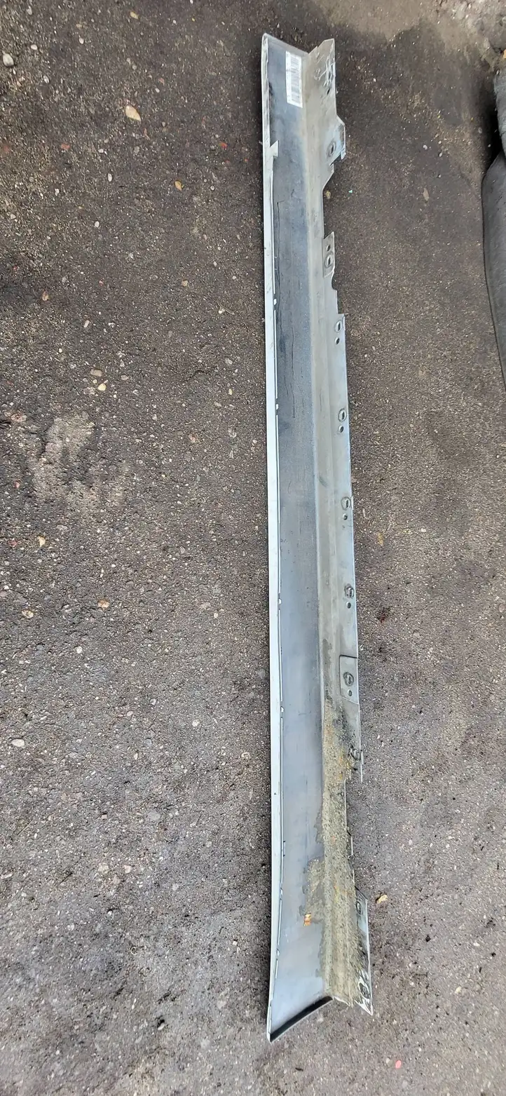 BMW 3 F30 F35 F31 (2012 - 2018) 51777256911 Порог кузова — фото 2