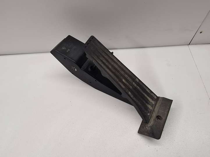 BMW X3 E83 (2003 - 2010)  6772646 Педаль акселератора
