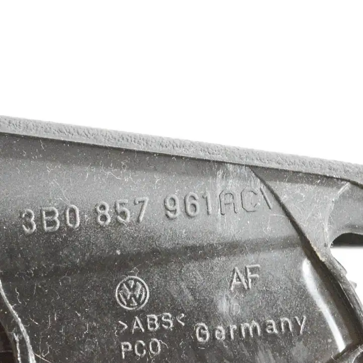 Volkswagen PASSAT B5.5 (2001 - 2005) 3B0857961AC Передняя пепельница — фото 5