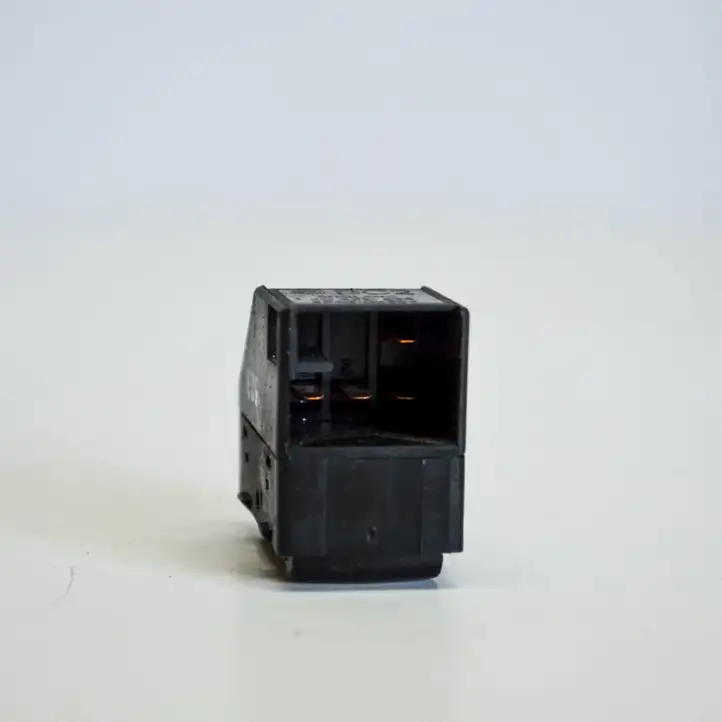 Volkswagen Golf IV (1998 - 2005) 1J0959855 Блок кнопок стеклоподъемников — фото 2