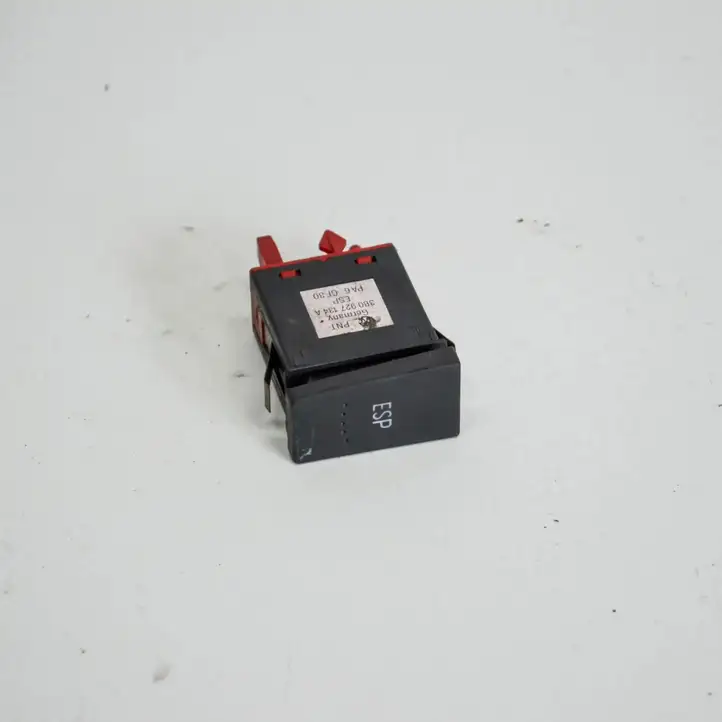 Volkswagen PASSAT B5.5 (2001 - 2005) 3B0927134A Кнопка фаркопа в багажнике — фото 1