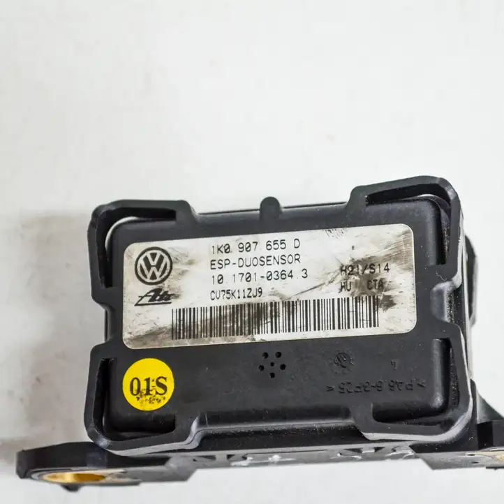 Volkswagen Golf V (2003 - 2009) 1K0907655D Датчик ускорения — фото 4