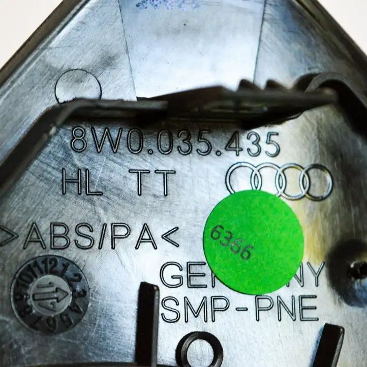 Audi A4 S4 B9 (2015 - 2019) 8W0035435 Прочие внешние детали — фото 4
