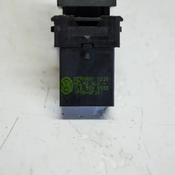 Volkswagen Tiguan (2007 - 2011) 7L6959855B Блок кнопок стеклоподъемников — фото 4