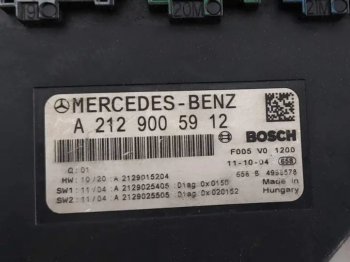 Mercedes-Benz C W204 (2007 - 2014) A2129005912 Блок предохранителей — фото 4