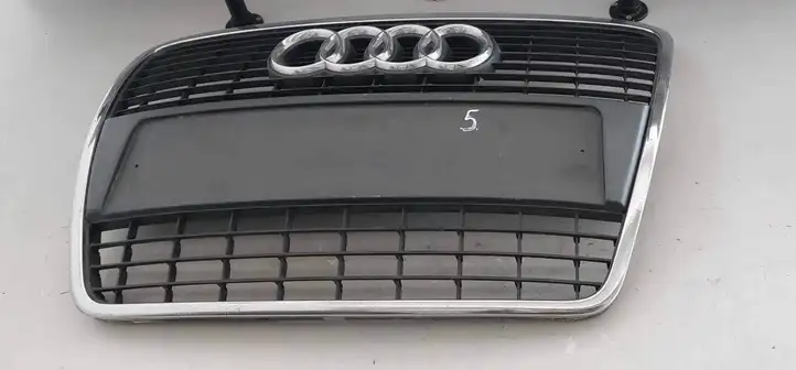 Audi A6 S6 C6 4F (2004 - 2008) 4F0853651S Верхняя решетка радиатора — фото 1