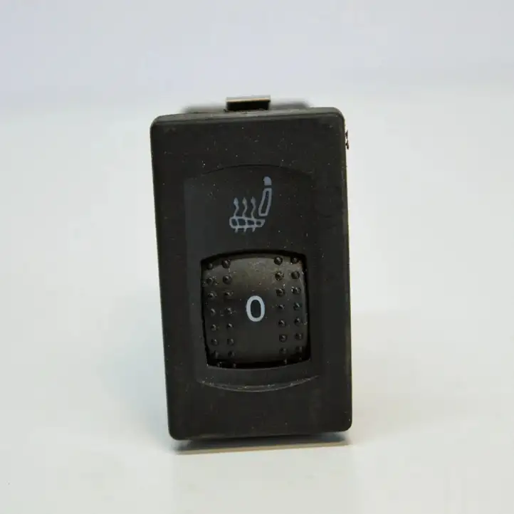 Volkswagen PASSAT B5.5 (2001 - 2005) 3B0963564C Кнопка фаркопа в багажнике — фото 1
