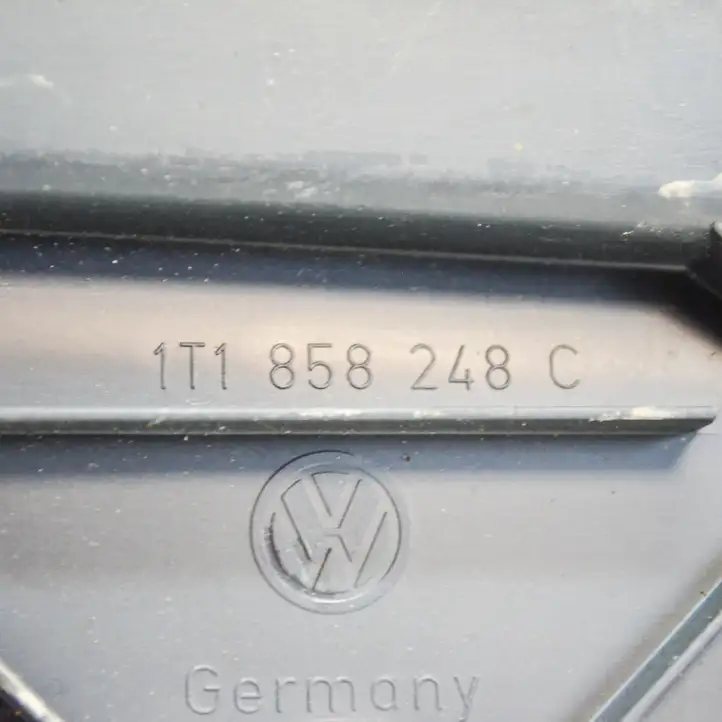 Volkswagen Touran I (2003 - 2010) 1T1858248C Прочие детали салона — фото 3