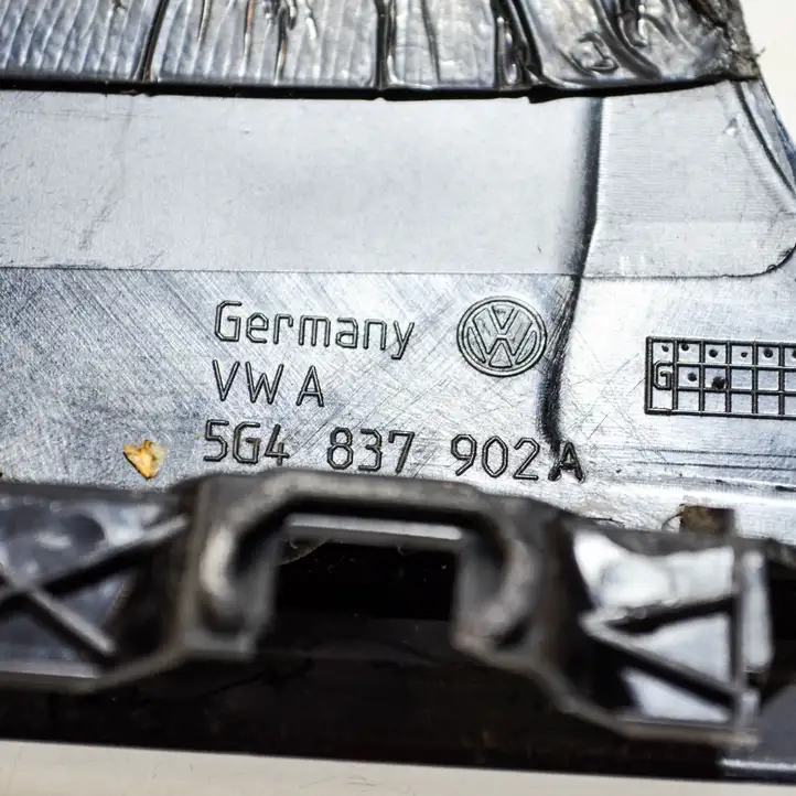 Volkswagen Golf VII (2013 - 2019) 5G4837902A Другая часть кузова — фото 4