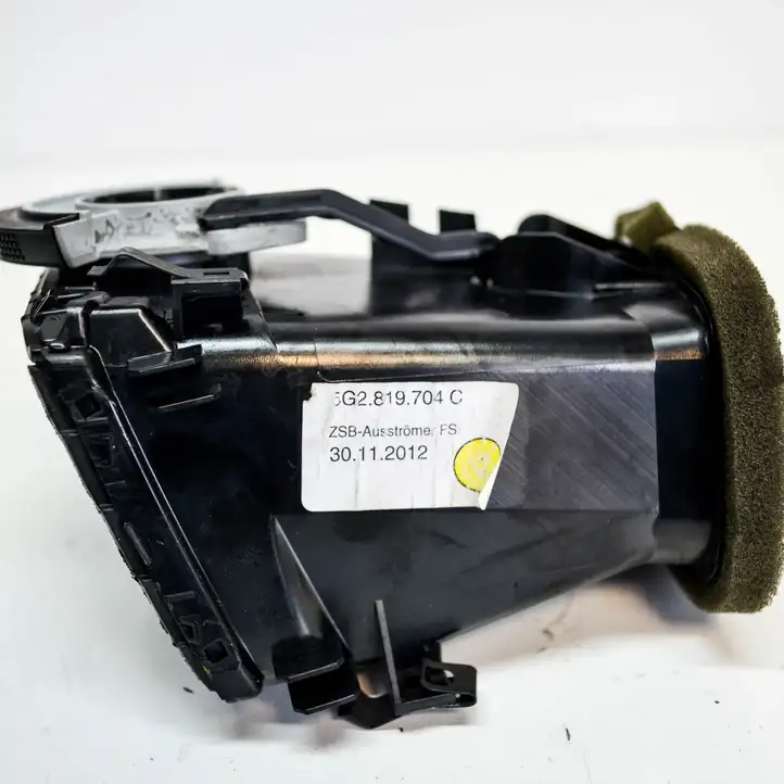 Volkswagen Golf VII (2013 - 2019) 5G2819704C Воздушная решетка панели — фото 5
