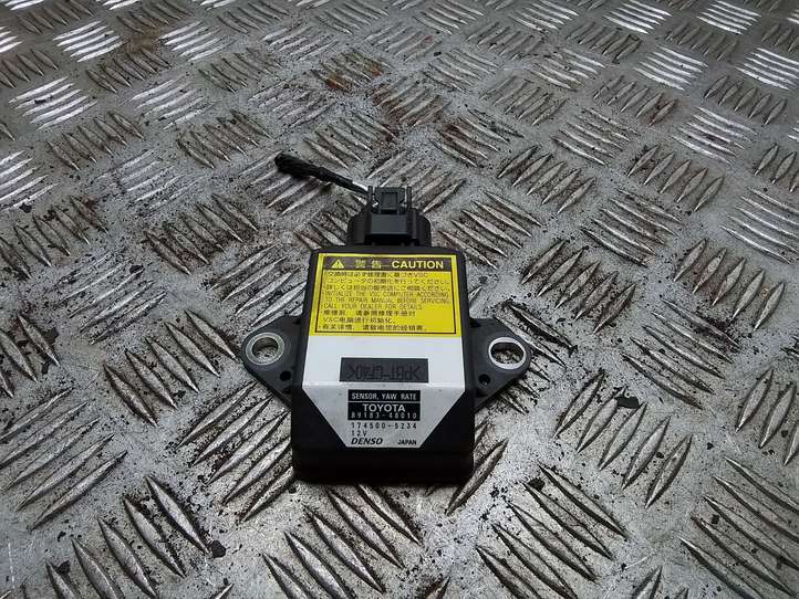 Toyota Prius (XW20) (2003 - 2009)  8918348010 Датчик ESP (системы стабильности) (датчик курсовой устойчивости))