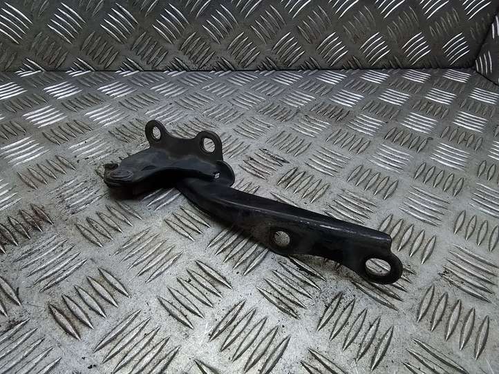 Toyota Prius (XW20) (2003 - 2009)   Петля (петли) капота