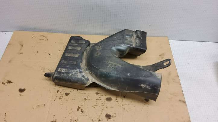 Chrysler Town and Country (2000 - 2007)  04880445AA Деталь (детали) канала забора воздуха