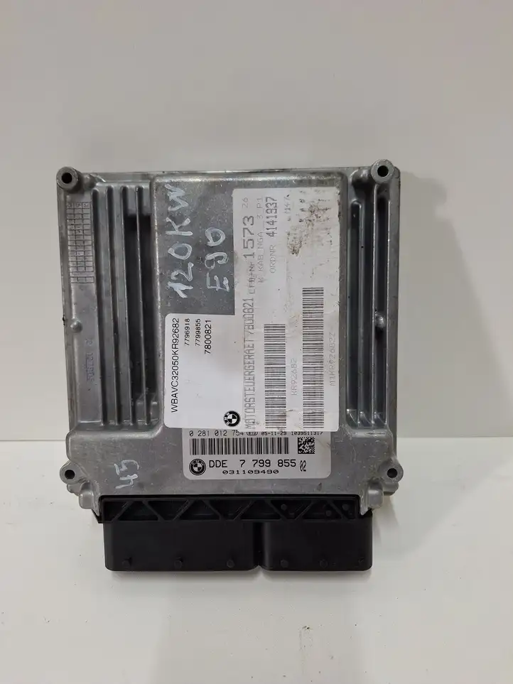 BMW 3 E90 E91 (2005 - 2012) 7799855 Блок управления двигателем (ECU) — фото 1