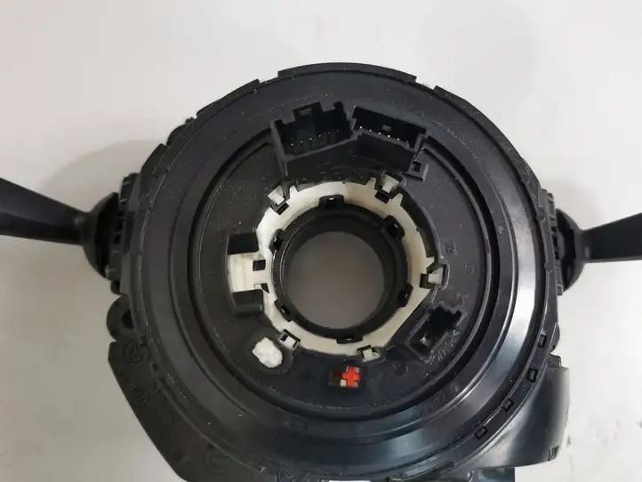 BMW 3 F30 F35 F31 (2012 - 2018) 9253746 Контактное кольцо SRS — фото 2