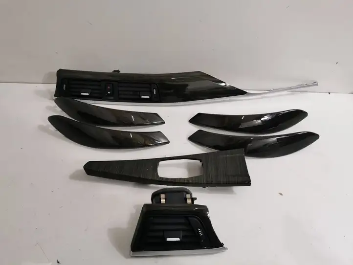 BMW 3 F30 F35 F31 (2012 - 2018) 9232083 Прочие детали салона — фото 1