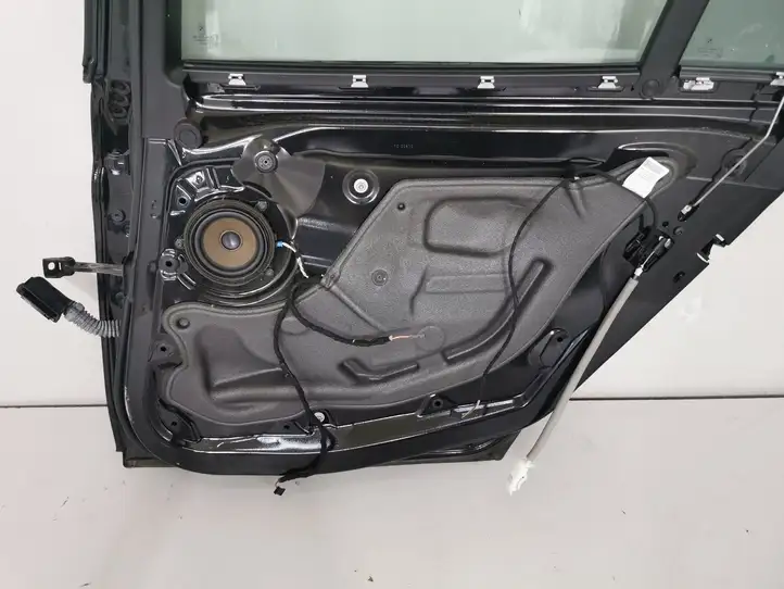 BMW 3 F30 F35 F31 (2012 - 2018) 7298514 Задняя дверь — фото 8