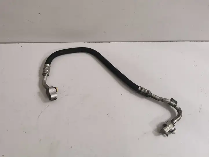 BMW 3 F30 F35 F31 (2012 - 2018) 9212081 Трубки и шланги кондиционера — фото 1