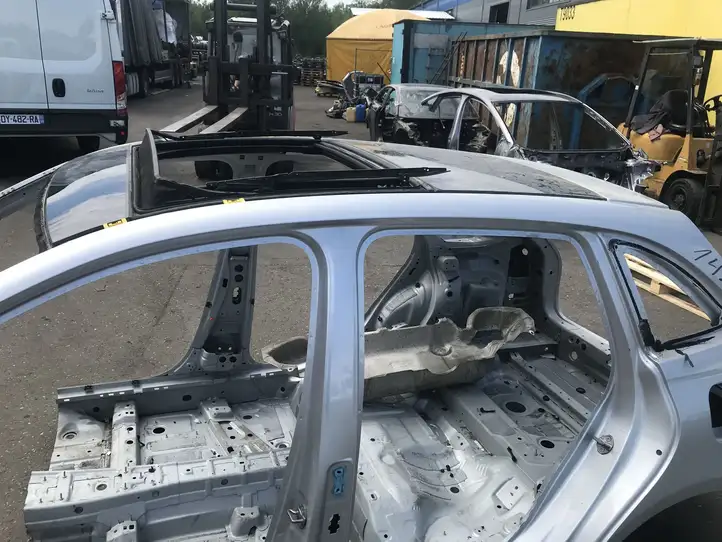 Mercedes-Benz B-class W247 (2018 - ) Крыша — фото 3