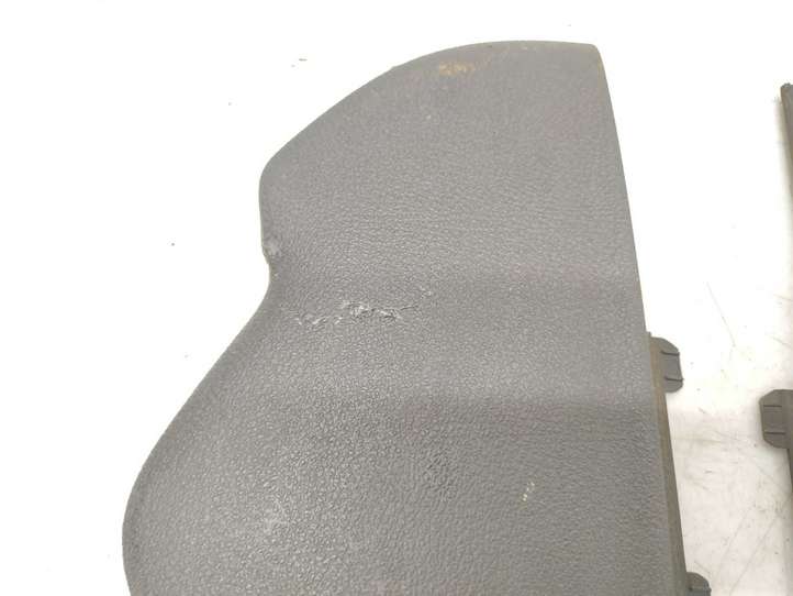 Volkswagen Caddy (2004 - 2010)  2K0858217 Отделочный щит панели (боковой)