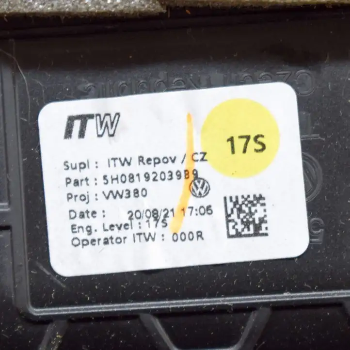 Volkswagen Golf VIII (2019 - ) 5H0819203 Другая деталь консоли (туннеля) — фото 3