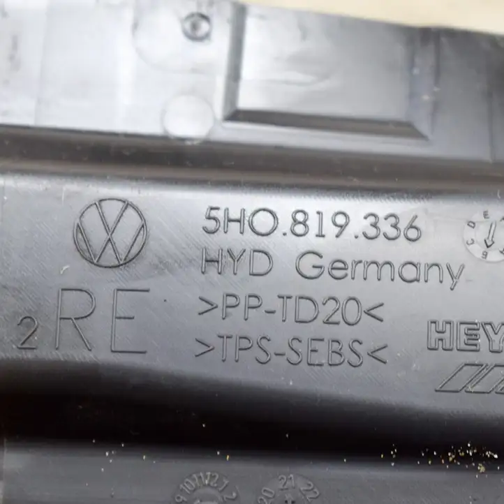 Volkswagen Golf VIII (2019 - ) 5H0819336B Другая часть кузова — фото 6