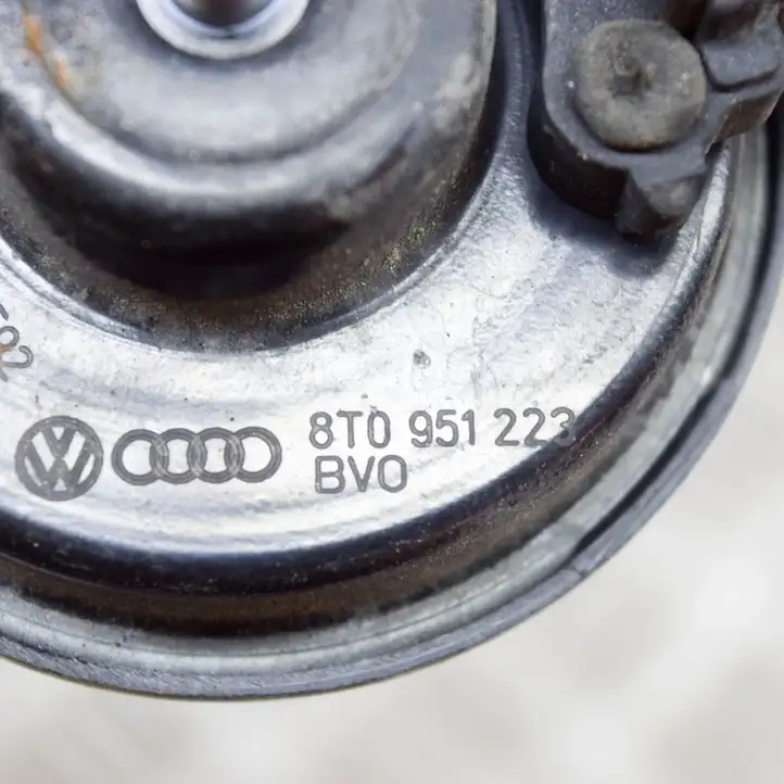 Audi A4 S4 B8 8K (2011 - 2015) 8T0951223 Звуковой сигнал — фото 6