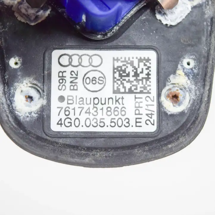 Audi A4 S4 B8 8K (2011 - 2015) 4G0035503 GPS антенна — фото 5