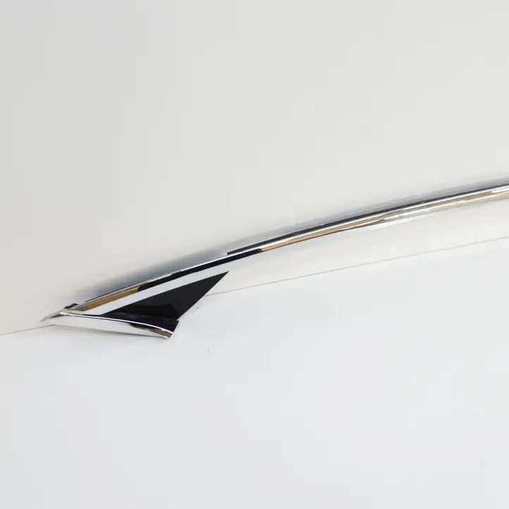 Tesla Model X (2015 - 2021) 112870700C Накладка стекла передней двери — фото 4