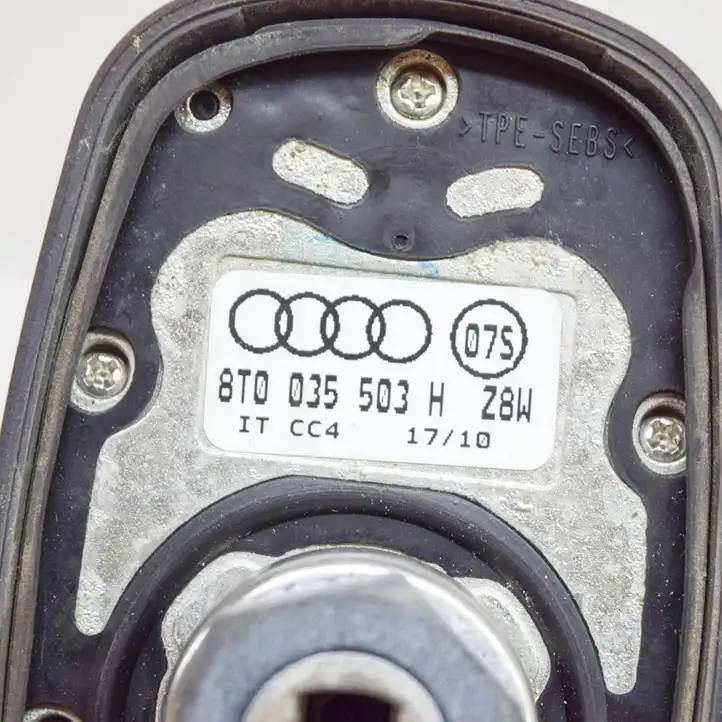 Audi A5 8T 8F (2007 - 2011) 8T0035503H GPS антенна — фото 4