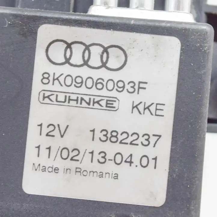 Audi A5 8T 8F (2007 - 2011) 8K0906093F Блок управления топливным насосом — фото 6