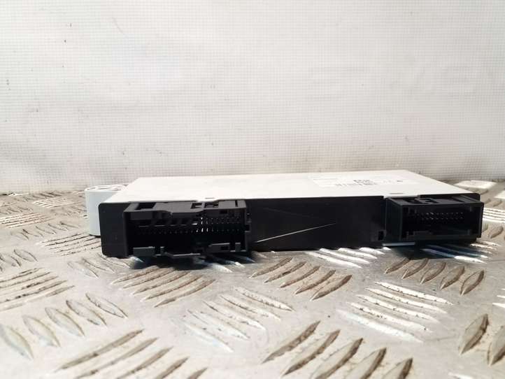 BMW 5 F10 F11 (2009 - 2016)  9268751 Модуль блока управления CAS