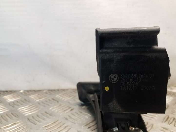BMW 5 F10 F11 (2009 - 2016)  6852644 Педаль акселератора