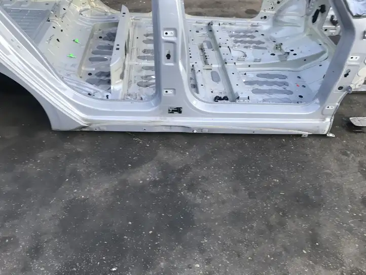 Volkswagen ID.3 (2019 - ) Порог кузова — фото 1