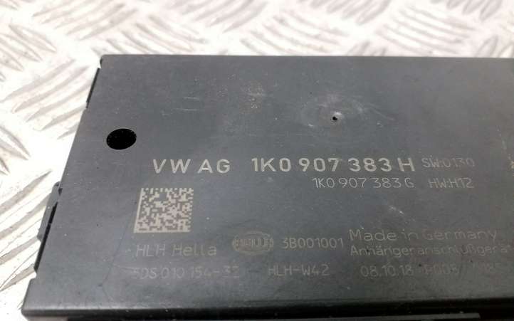 Volkswagen Tiguan (2007 - 2011)  1K0907383H Блок управления крюка для прицепа