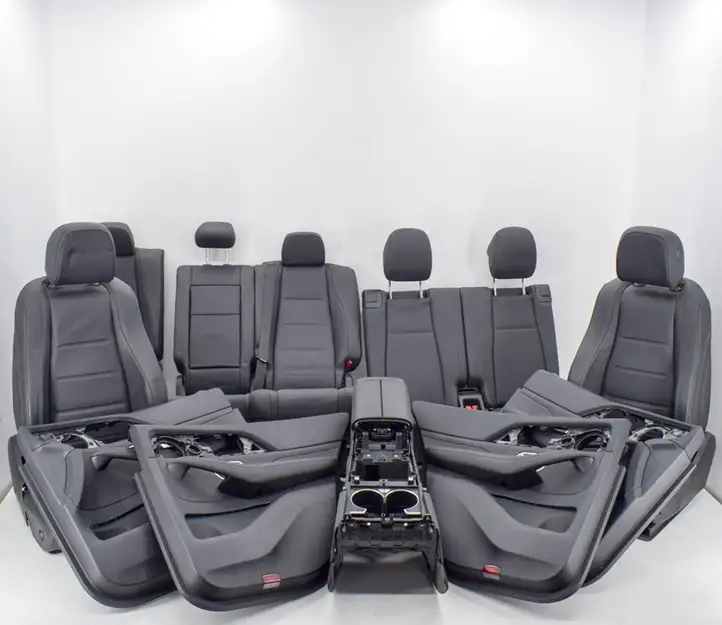 Mercedes-Benz GLE W167 (2019 - ) A1676809600 Комплект салона — фото 1