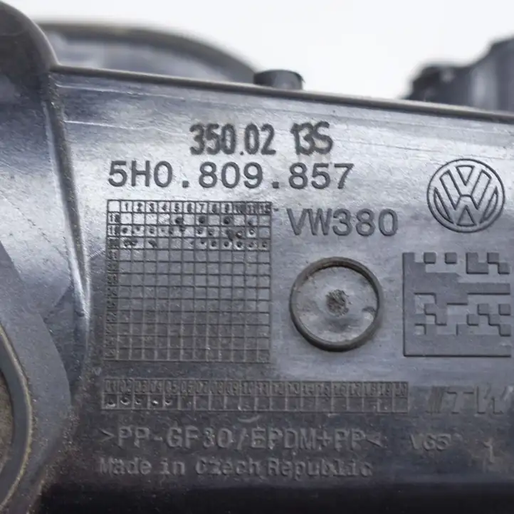 Volkswagen Golf VIII (2019 - ) 510810773A Отделка лючка топливного бака — фото 8